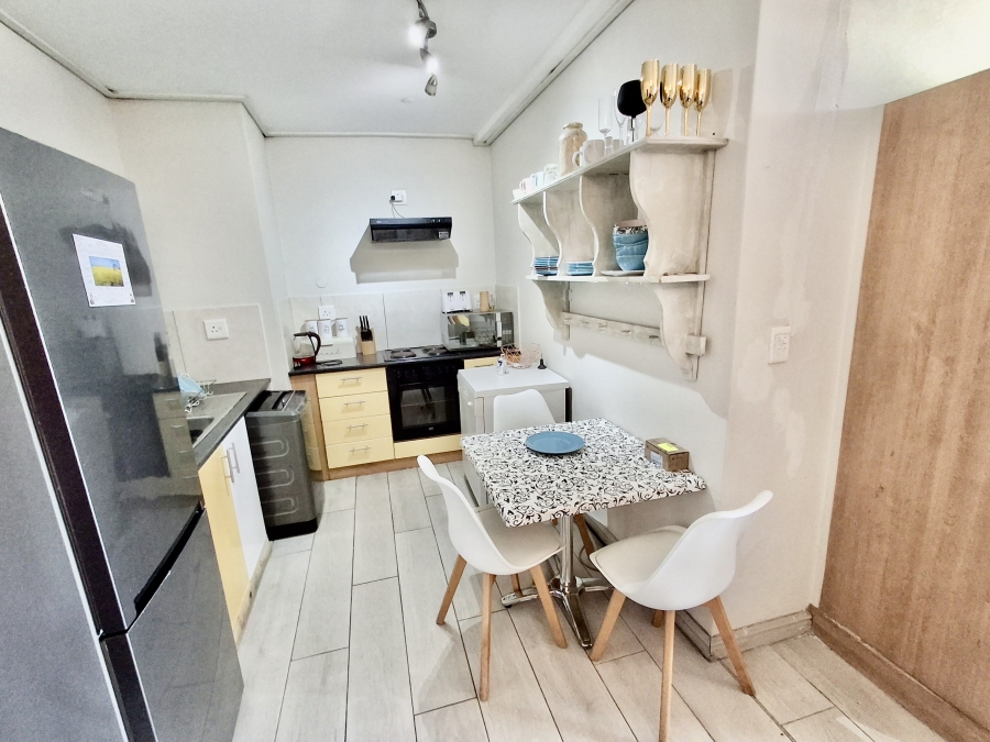 1 Bedroom Property for Sale in Royal Ascot Western Cape